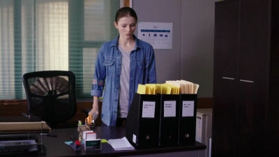Lucy_Lewis_Cant_Lose_S01E03_mp42201.jpg