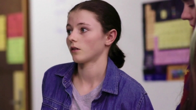 Lucy_Lewis_Cant_Lose_S01E04_mp42422.jpg