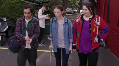Lucy_Lewis_Cant_Lose_S01E04_mp42471.jpg