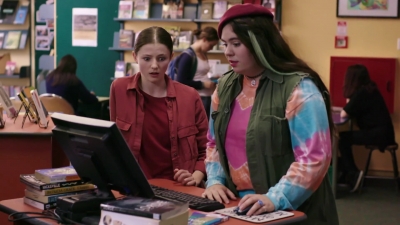 Lucy_Lewis_Cant_Lose_S01E05_mp42809.jpg