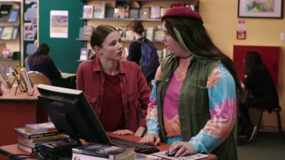 Lucy_Lewis_Cant_Lose_S01E05_mp42829.jpg