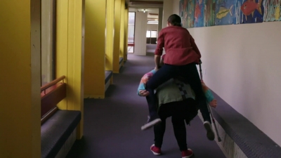 Lucy_Lewis_Cant_Lose_S01E06_mp43090.jpg