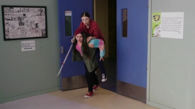 Lucy_Lewis_Cant_Lose_S01E06_mp43107.jpg