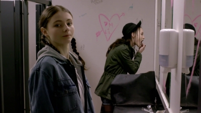 Lucy_Lewis_Cant_Lose_S02E01_mp43521.jpg