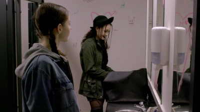 Lucy_Lewis_Cant_Lose_S02E01_mp43528.jpg