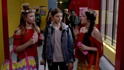 Lucy_Lewis_Cant_Lose_S02E01_mp43867.jpg