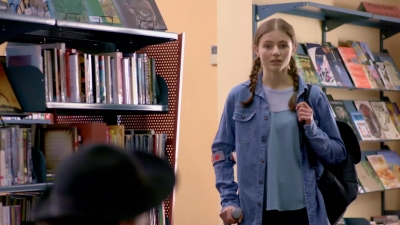 Lucy_Lewis_Cant_Lose_S02E02_mp43987.jpg
