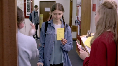 Lucy_Lewis_Cant_Lose_S02E02_mp44098.jpg