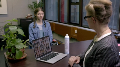 Lucy_Lewis_Cant_Lose_S02E03_mp44374.jpg