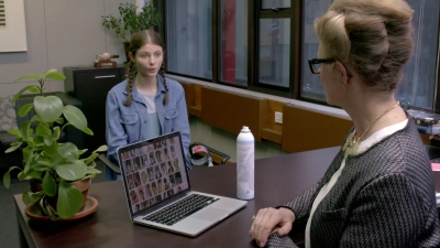 Lucy_Lewis_Cant_Lose_S02E03_mp44376.jpg