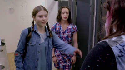 Lucy_Lewis_Cant_Lose_S02E03_mp44492.jpg
