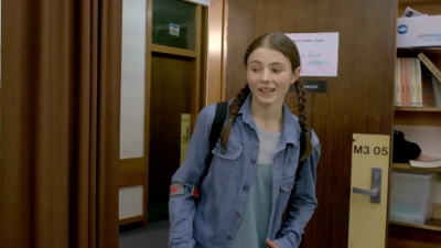 Lucy_Lewis_Cant_Lose_S02E03_mp44557.jpg
