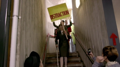 Lucy_Lewis_Cant_Lose_S02E03_mp44636.jpg