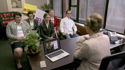 Lucy_Lewis_Cant_Lose_S02E03_mp44703.jpg