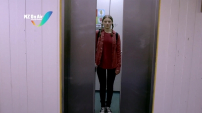 Lucy_Lewis_Cant_Lose_S02E05_mp45273.jpg