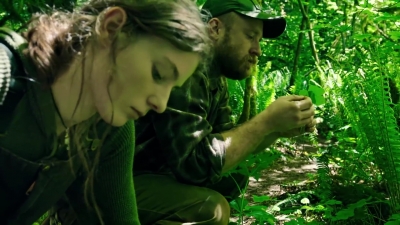 LEAVE_NO_TRACE_Featurette_mp41819.jpg