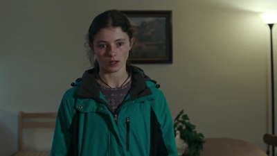 LEAVE_NO_TRACE_Featurette_mp41866.jpg