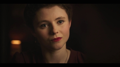 Life_After_Life_S01E01_mkv0100.jpg