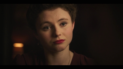 Life_After_Life_S01E01_mkv0120.jpg