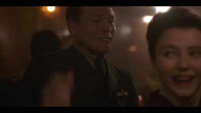 Life_After_Life_S01E01_mkv3000.jpg