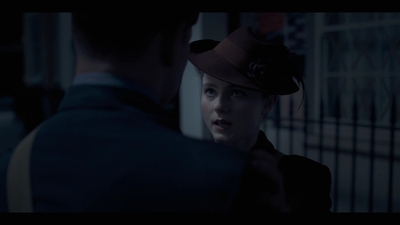Life_After_Life_S01E01_mkv3028.jpg