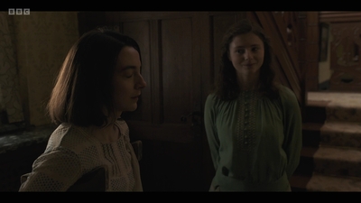 Life_After_Life_S01E02_mkv4637.jpg