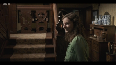 Life_After_Life_S01E02_mkv4642.jpg