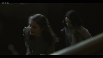 Life_After_Life_S01E02_mkv4655.jpg