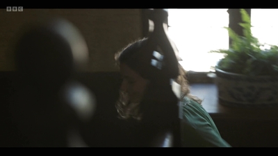 Life_After_Life_S01E02_mkv4657.jpg
