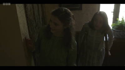 Life_After_Life_S01E02_mkv4664.jpg