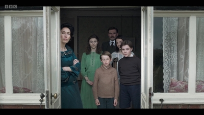 Life_After_Life_S01E02_mkv4699.jpg