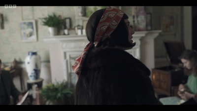 Life_After_Life_S01E02_mkv4744.jpg