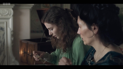 Life_After_Life_S01E02_mkv4752.jpg
