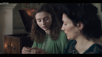 Life_After_Life_S01E02_mkv4753.jpg