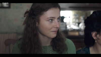 Life_After_Life_S01E02_mkv4792.jpg