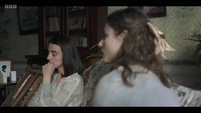 Life_After_Life_S01E02_mkv4882.jpg