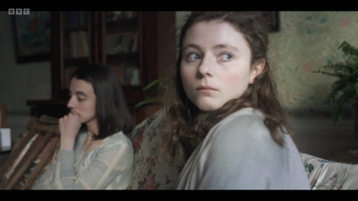 Life_After_Life_S01E02_mkv4885.jpg