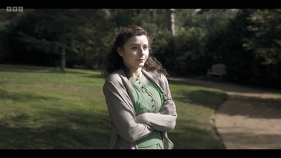 Life_After_Life_S01E02_mkv4891.jpg