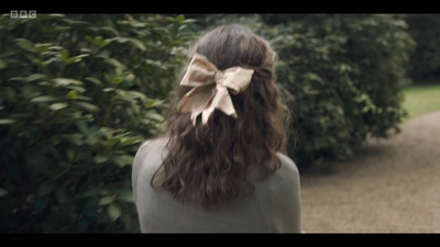 Life_After_Life_S01E02_mkv4896.jpg