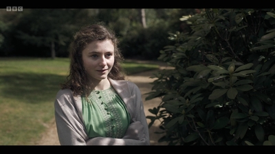 Life_After_Life_S01E02_mkv4919.jpg