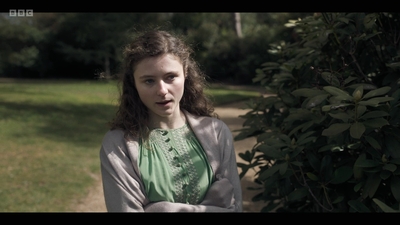 Life_After_Life_S01E02_mkv4930.jpg