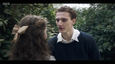Life_After_Life_S01E02_mkv4938.jpg