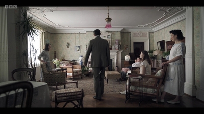 Life_After_Life_S01E02_mkv5014.jpg