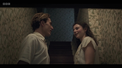 Life_After_Life_S01E02_mkv5051.jpg