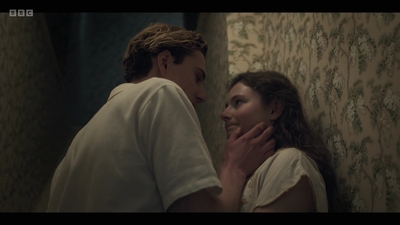 Life_After_Life_S01E02_mkv5062.jpg