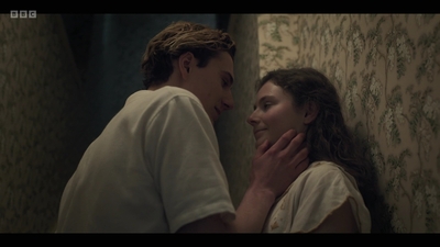 Life_After_Life_S01E02_mkv5063.jpg