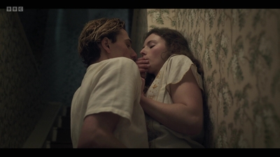 Life_After_Life_S01E02_mkv5142.jpg