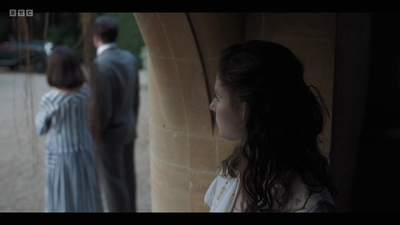 Life_After_Life_S01E02_mkv5165.jpg
