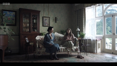 Life_After_Life_S01E02_mkv5235.jpg