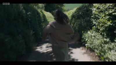Life_After_Life_S01E02_mkv5299.jpg